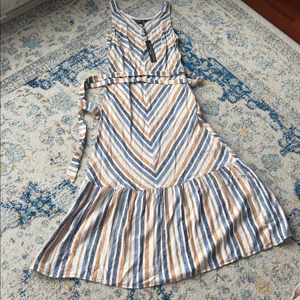CHARLIE B V-Neck dress in Blue, White, and Brown